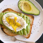 Creamy Avocado Toast with Egg: A Nutritious Morning Boost