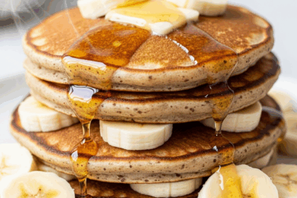Amazing Fluffy Banana & Whole Wheat Pancakes with Sugar-Free Maple Bliss