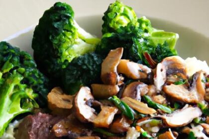 Fuel Up Right: Cauliflower Rice Bowl with Beef & Veggies