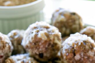 Power-Packed Peanut Butter Protein Balls with Oats Delight