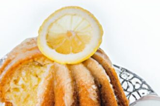 Zesty Delight: The Science and Art of Perfect Lemon Cake
