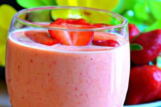 Power Up Your Day with a Refreshing Strawberry Protein Smoothie