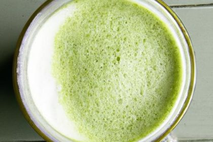 Energize Your Day with a Creamy High-Protein Matcha Latte